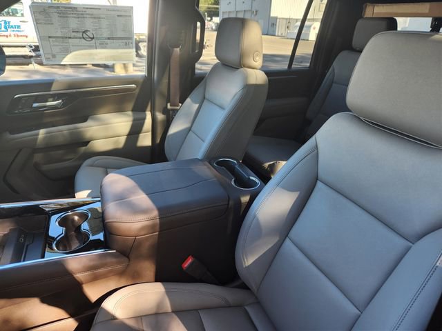 New 2026 Chevrolet Suburban Z71 w/ Comfort Package image 13