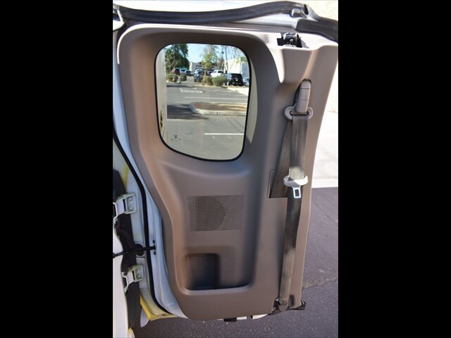 Used 2016 Nissan Frontier SV RWD image 20