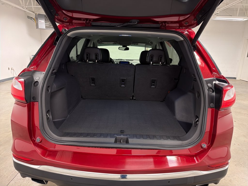Used 2020 Chevrolet Equinox Premier FWD image 17