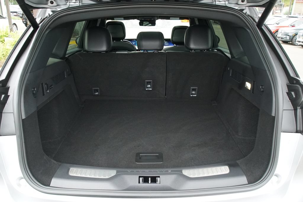 Certified 2025 Lincoln Nautilus Reserve AWD/4WD image 32