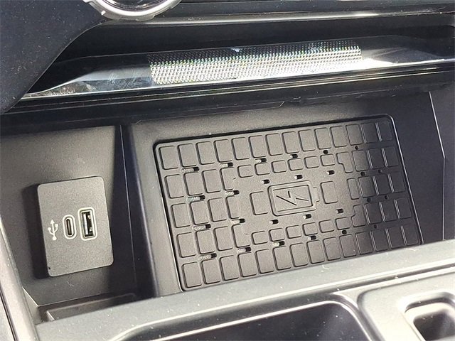 New 2025 Ford F150 Lariat w/ Equipment Group 502A High image 17