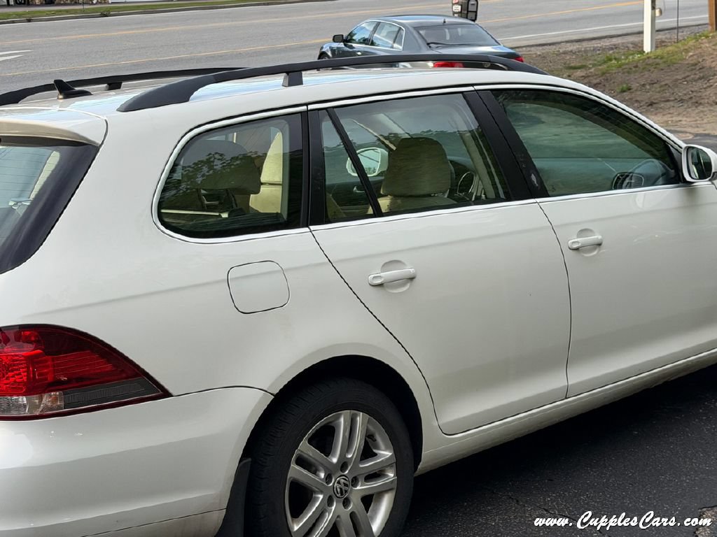 Used 2011 Volkswagen Jetta TDI FWD image 42