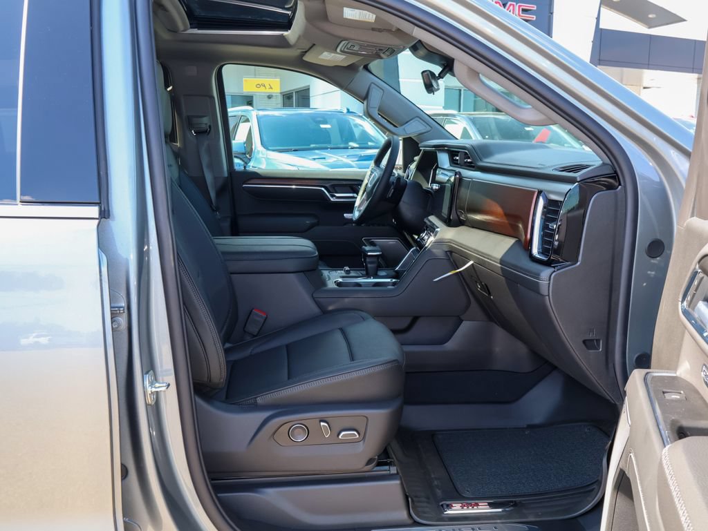 New 2026 GMC Sierra 1500 Denali w/ Denali Reserve Package AWD/4WD image 32