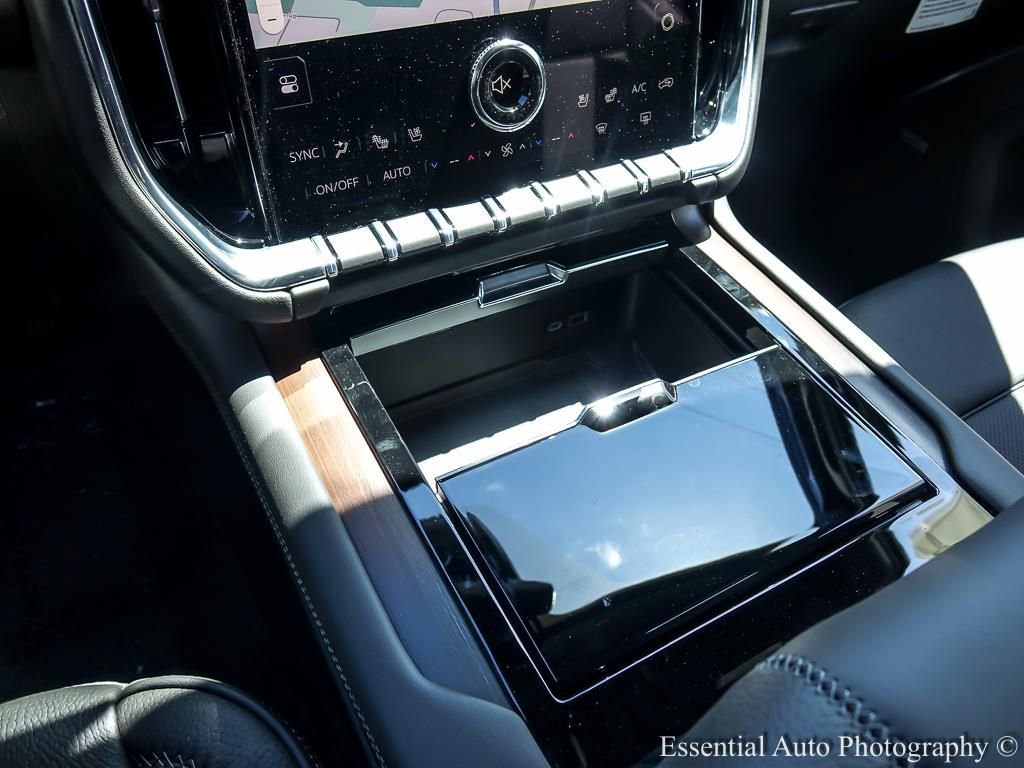 New 2026 GMC Yukon Denali w/ Sun & Power Step Package AWD/4WD image 25