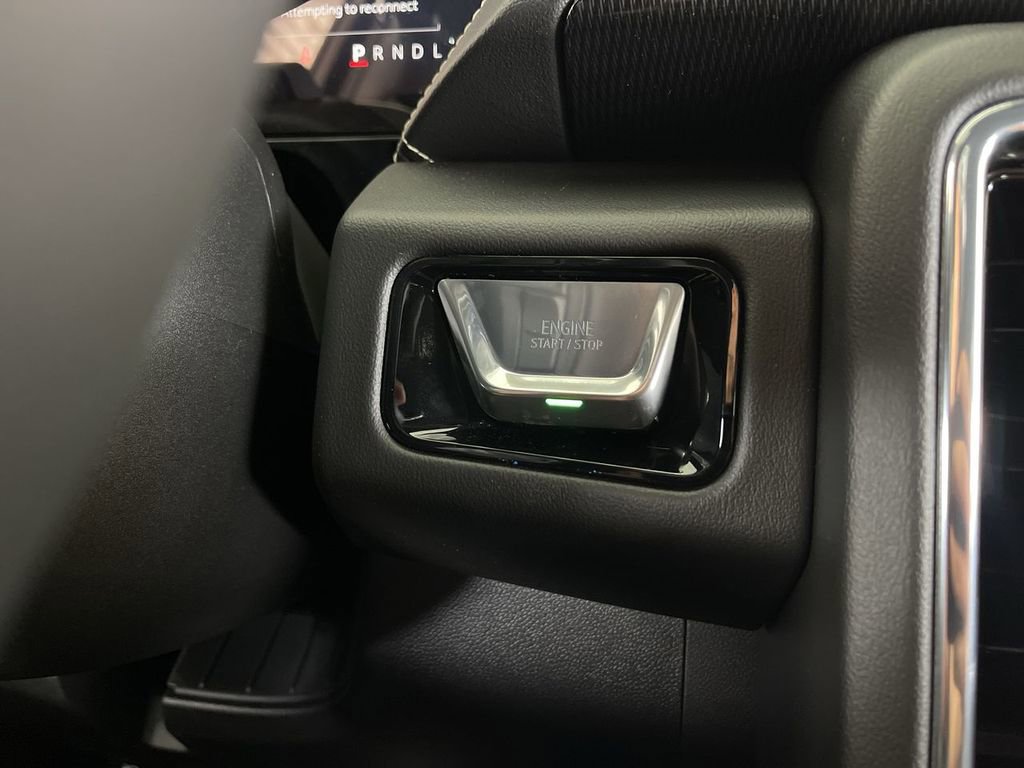 New 2026 GMC Yukon Elevation image 17