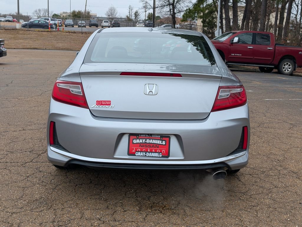 Used 2017 Honda Accord EX-L image 5