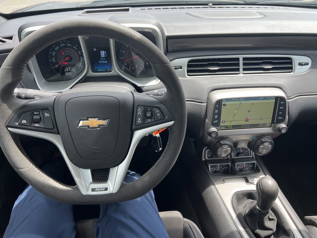 Used 2015 Chevrolet Camaro SS w/ SS Performance Package RWD image 14