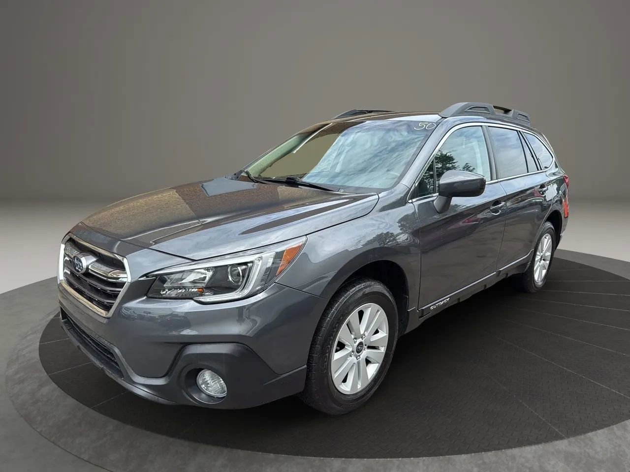 Used 2018 Subaru Outback 2.5i Premium image 1