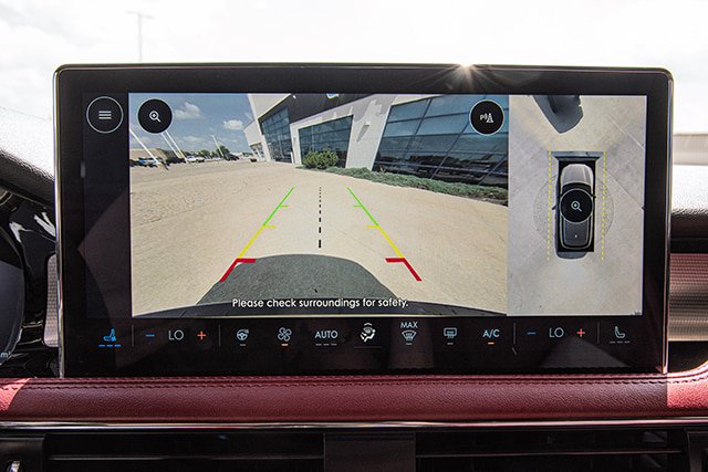 Used 2023 Lincoln Corsair Reserve w/ Equipment Group 201A AWD/4WD image 13