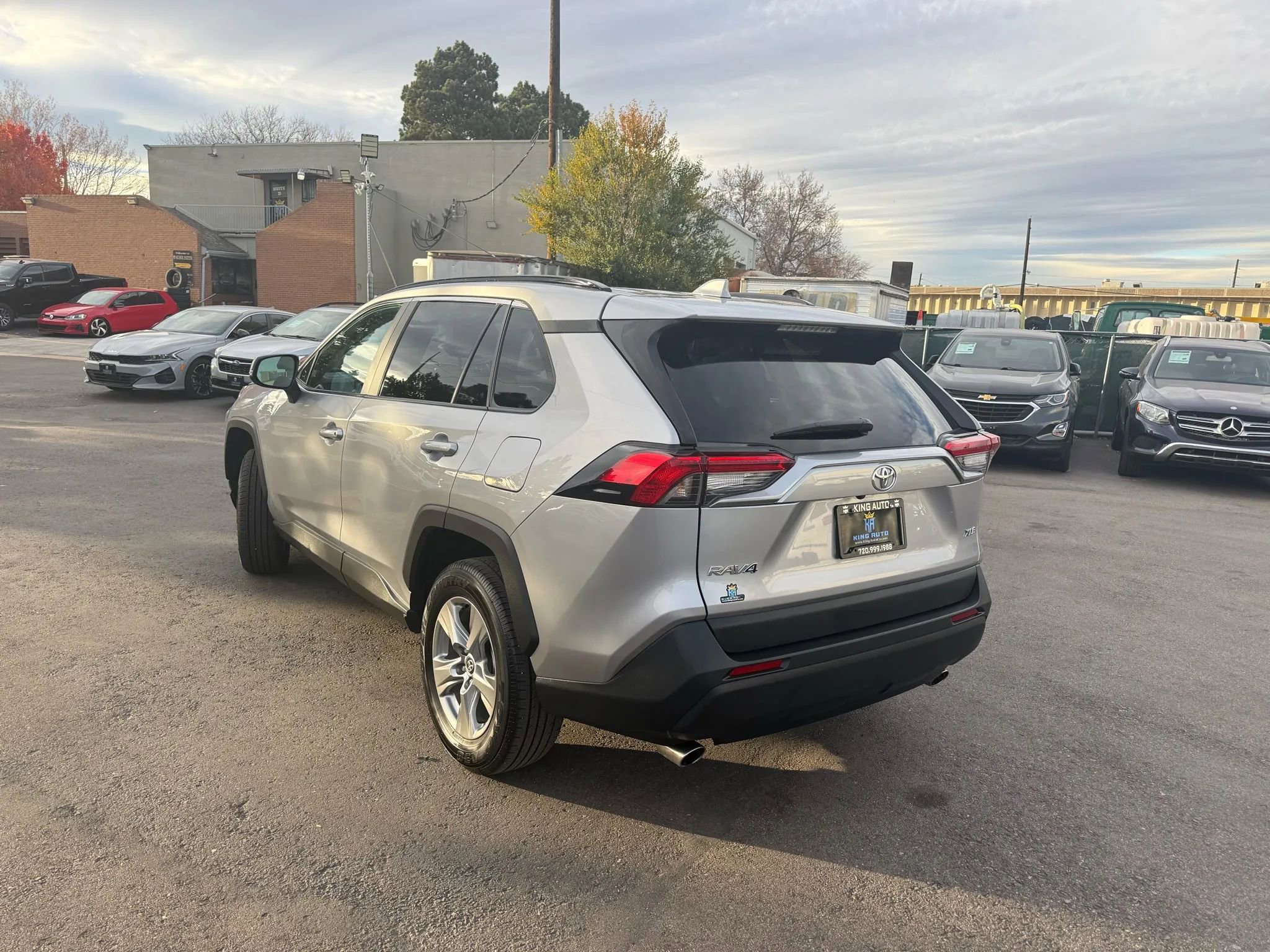 Used 2024 Toyota RAV4 XLE image 5