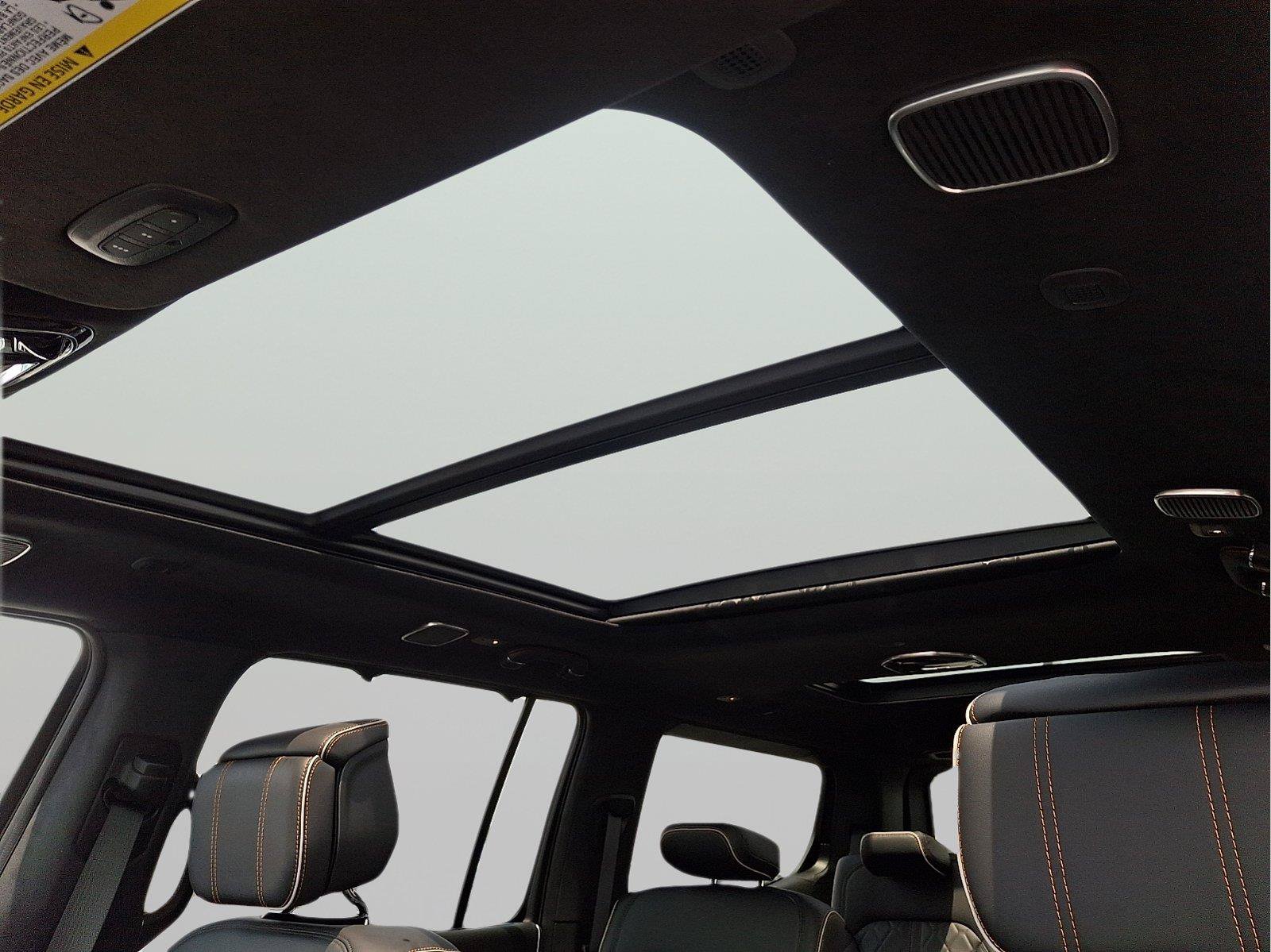 New 2026 Jeep Grand Wagoneer Summit AWD/4WD image 10