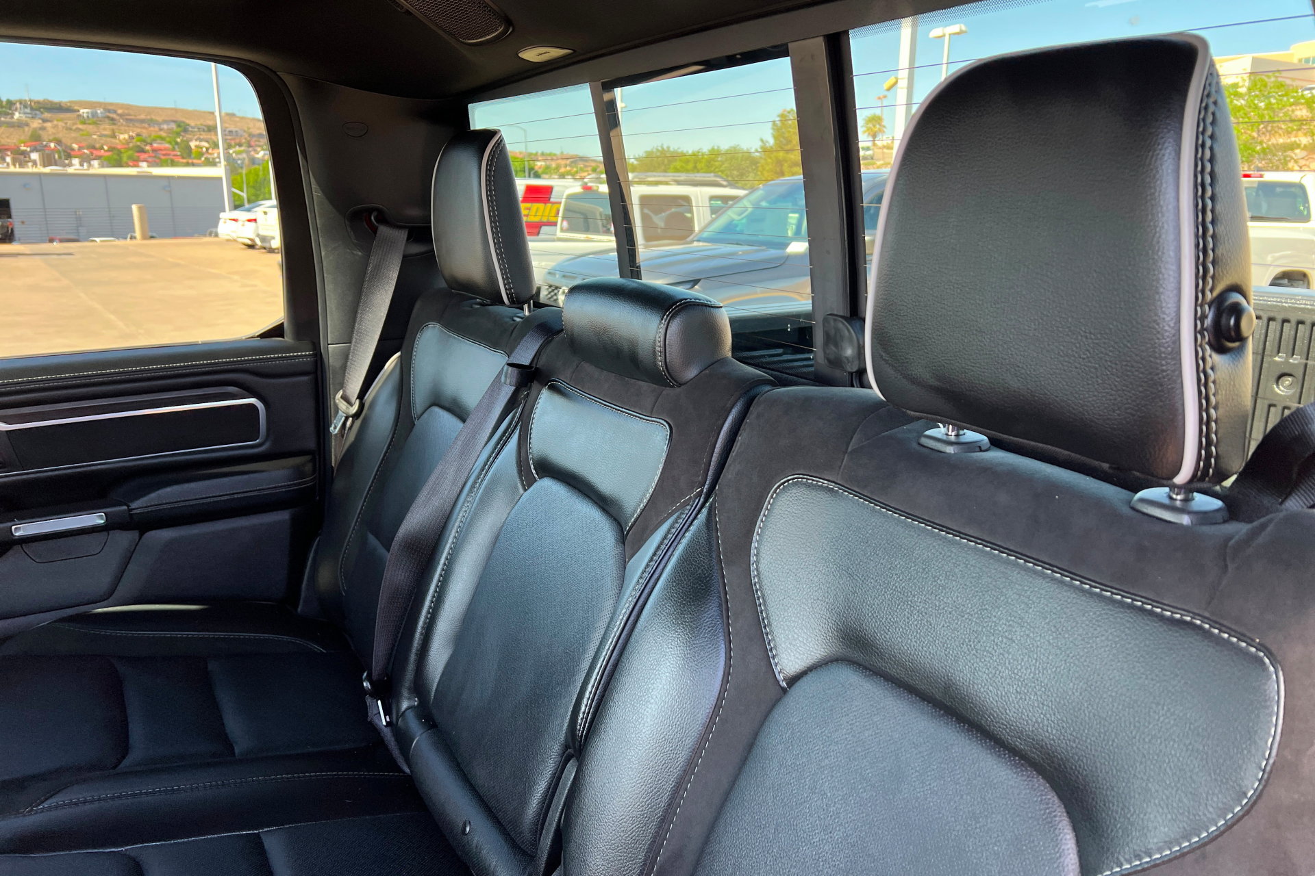 Used 2025 RAM 1500 Laramie AWD/4WD image 20