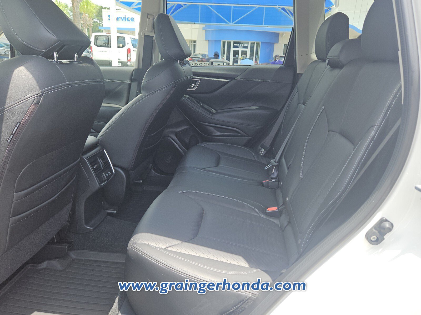 Used 2021 Subaru Forester Limited w/ Popular Package #3 AWD/4WD image 11