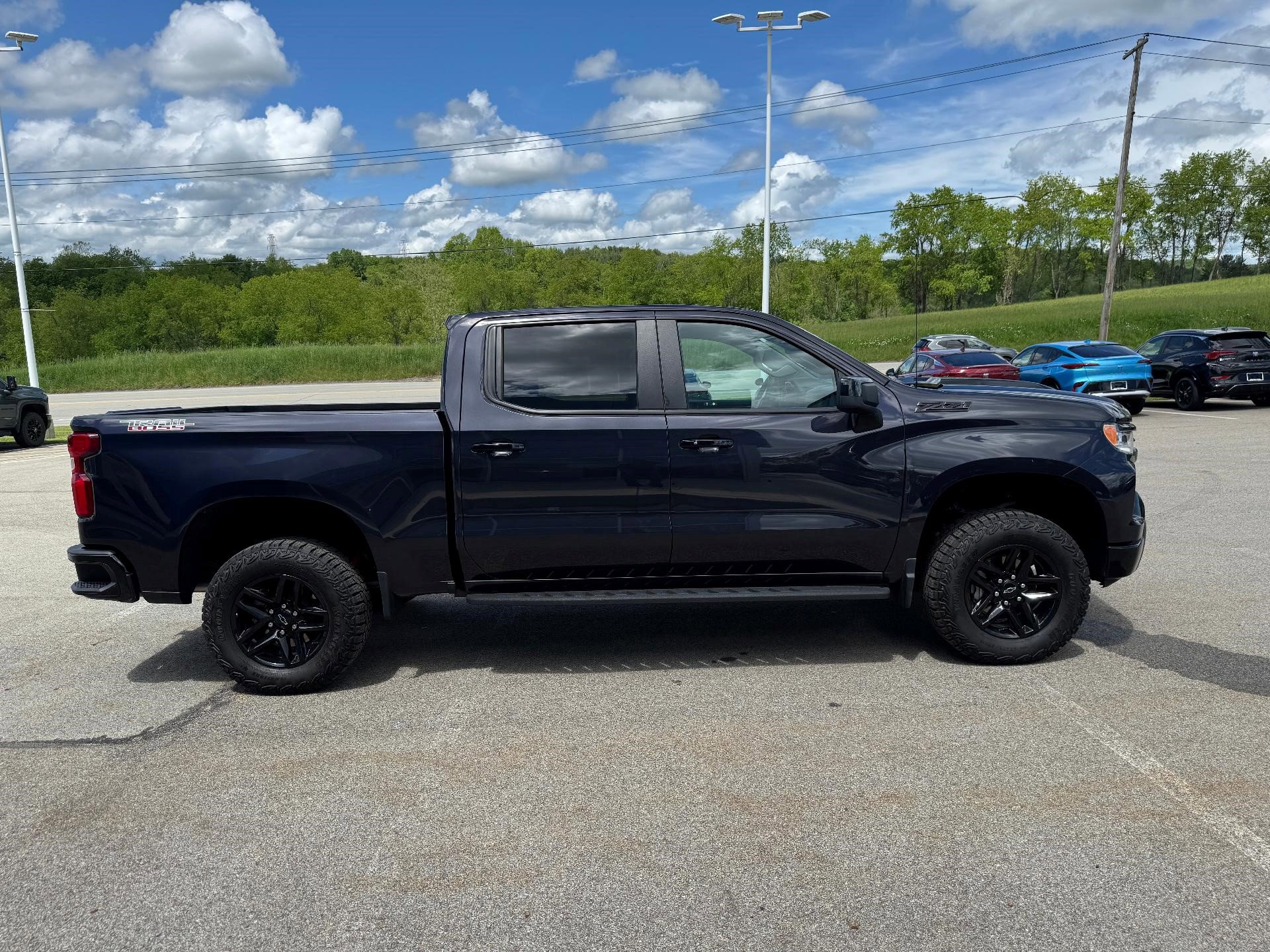 Certified 2024 Chevrolet Silverado 1500 LT Trail Boss w/ Convenience Package II image 9