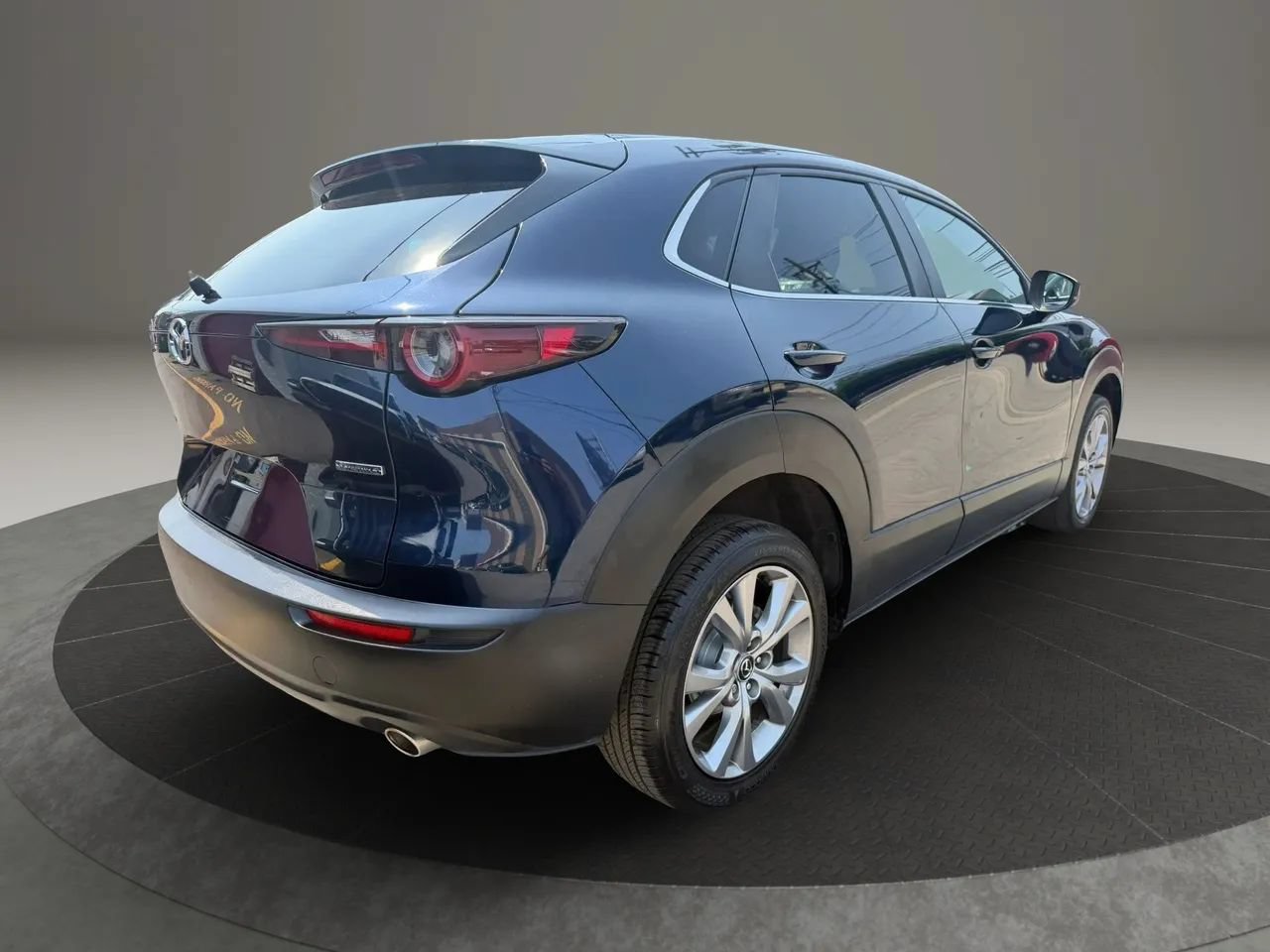 Used 2021 MAZDA CX-30 FWD 2.5 S w/ Select Package image 5