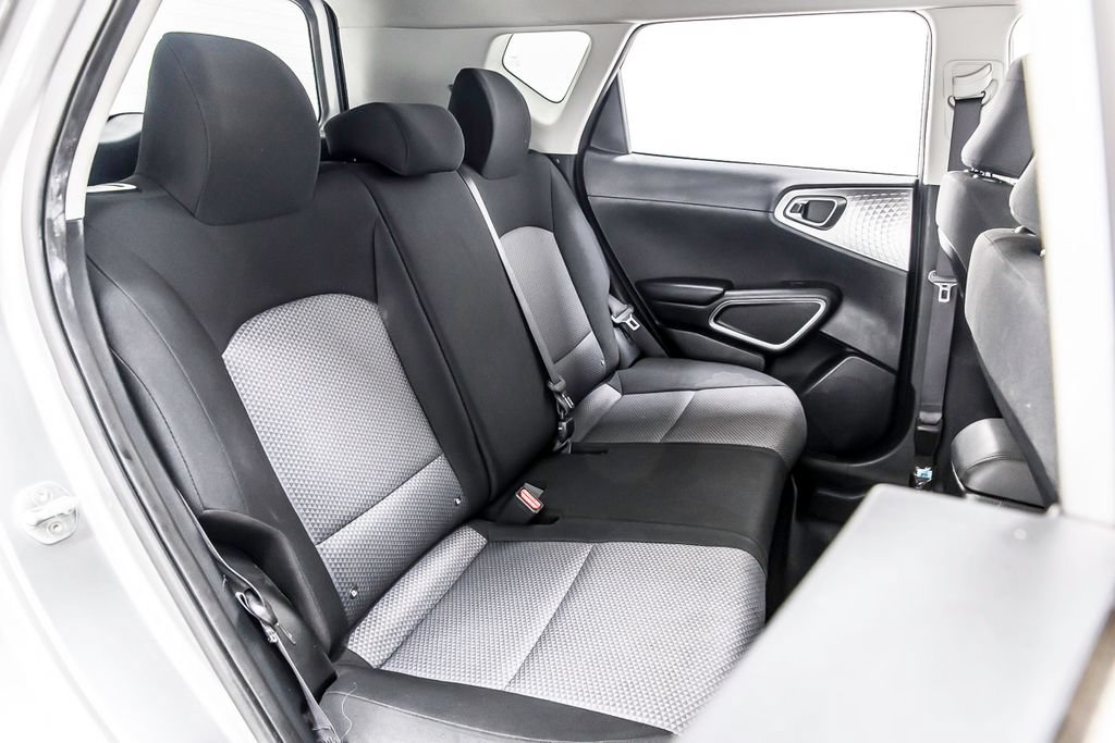 Used 2023 Kia Soul LX FWD image 36