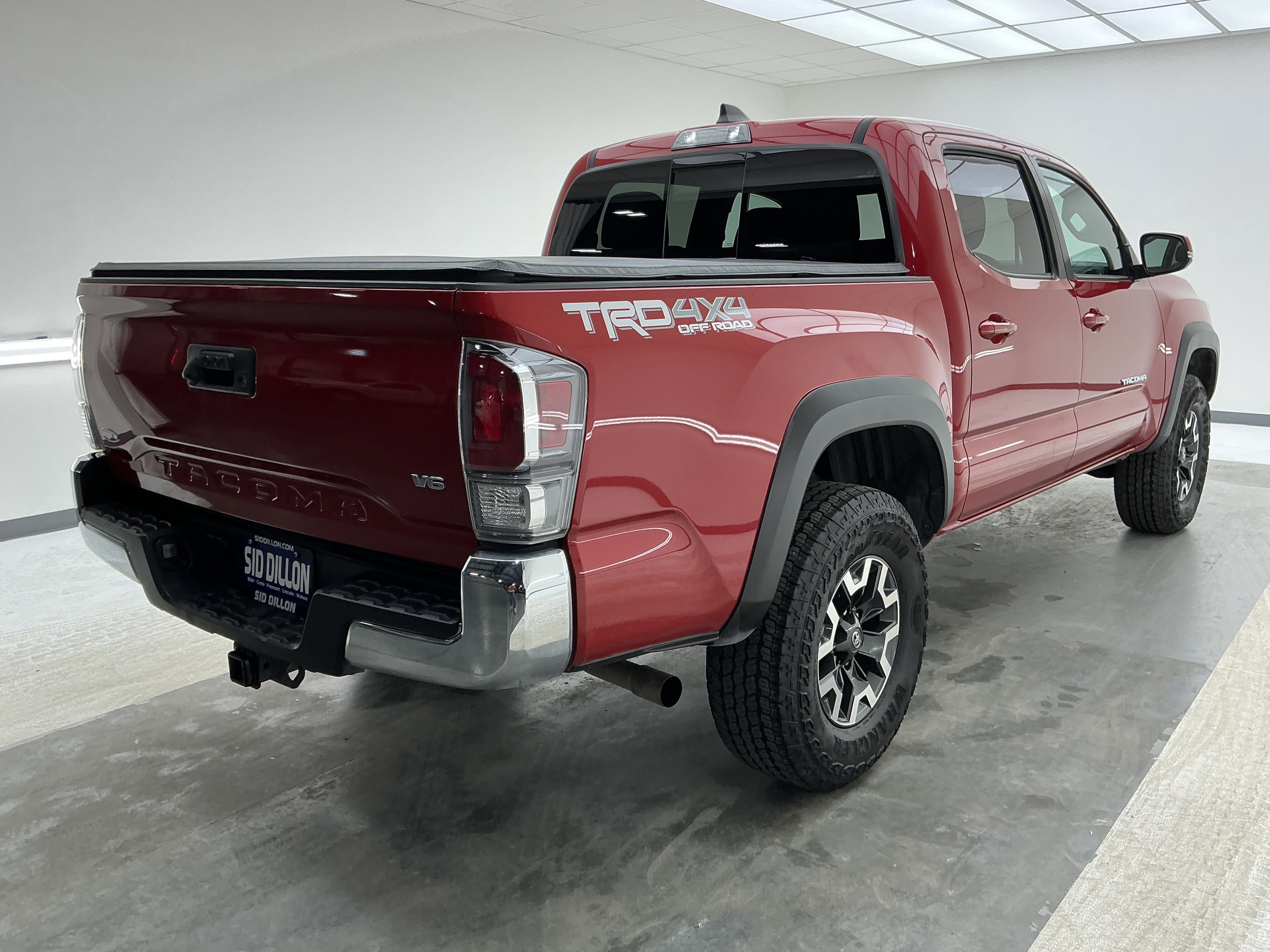 Used 2023 Toyota Tacoma SR image 4