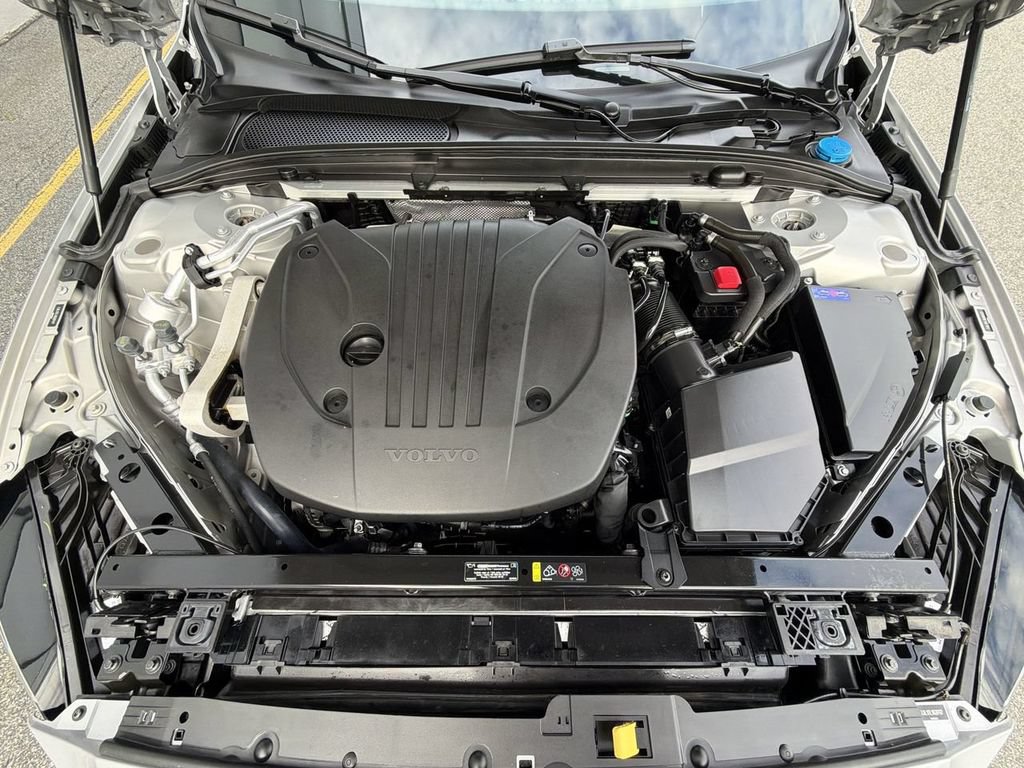 Certified 2024 Volvo S60 B5 Plus w/ Climate Package AWD/4WD image 14