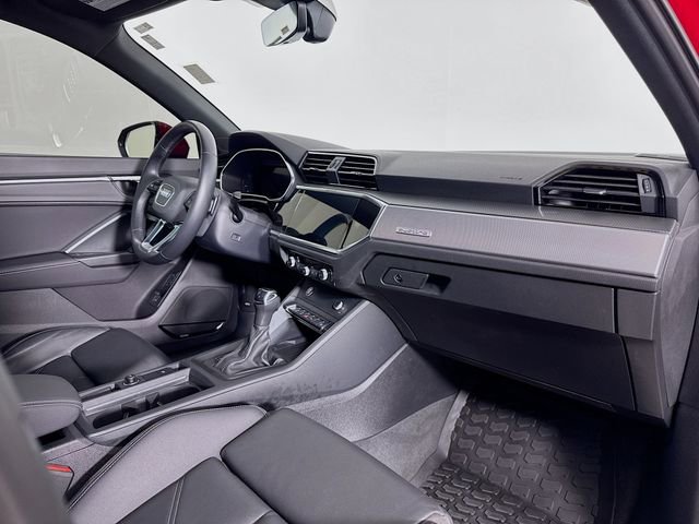 Used 2023 Audi Q3 2.0T Premium Plus image 31