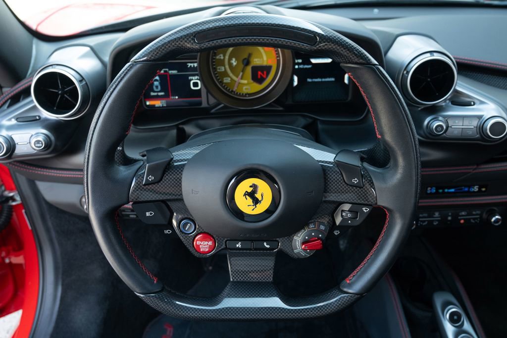 Used 2022 Ferrari F8 Tributo image 34