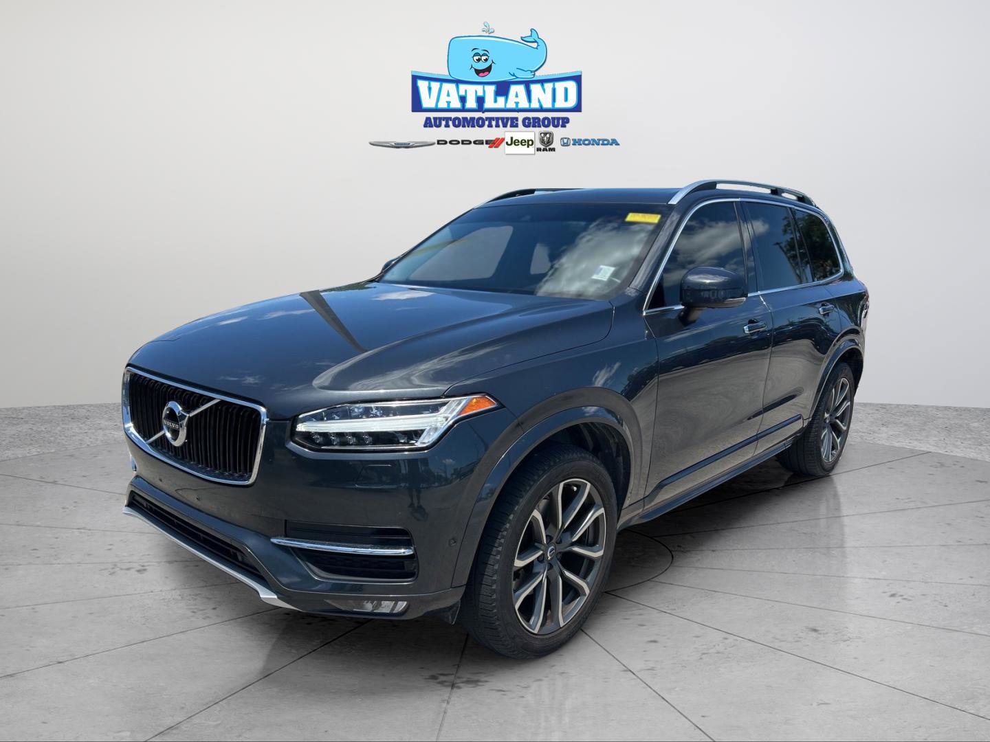 Used 2017 Volvo XC90 T6 Momentum w/ Vision Package AWD/4WD image 20