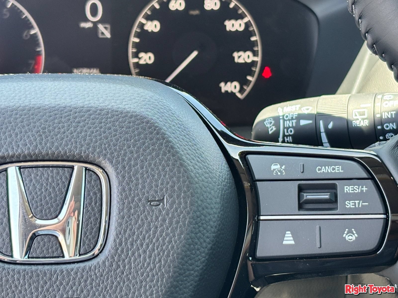 Used 2027 Honda HR-V EX-L image 23
