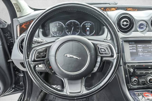 Used 2011 Jaguar XJ L RWD image 16