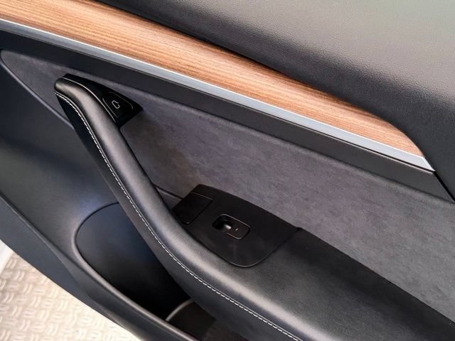 Used 2022 Tesla Model 3 RWD image 24