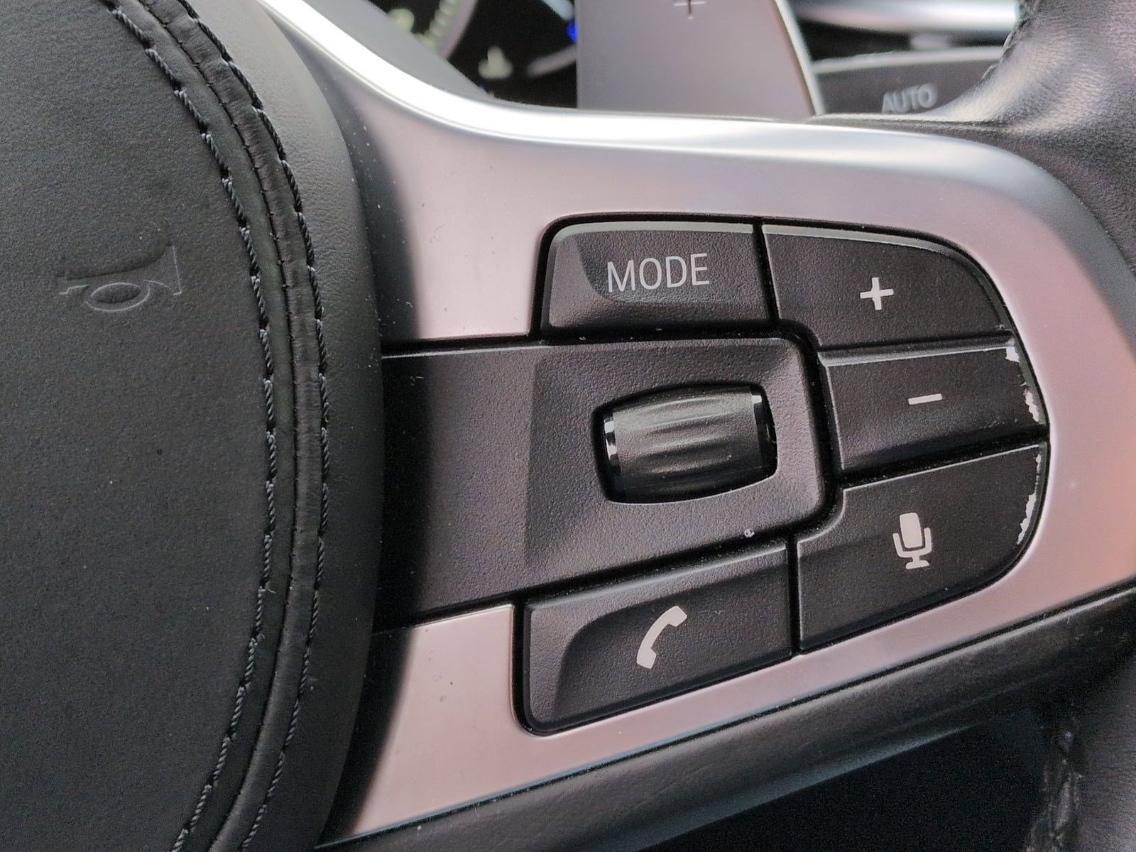 Used 2018 BMW M550i xDrive w/ Driving Assistance Package image 20