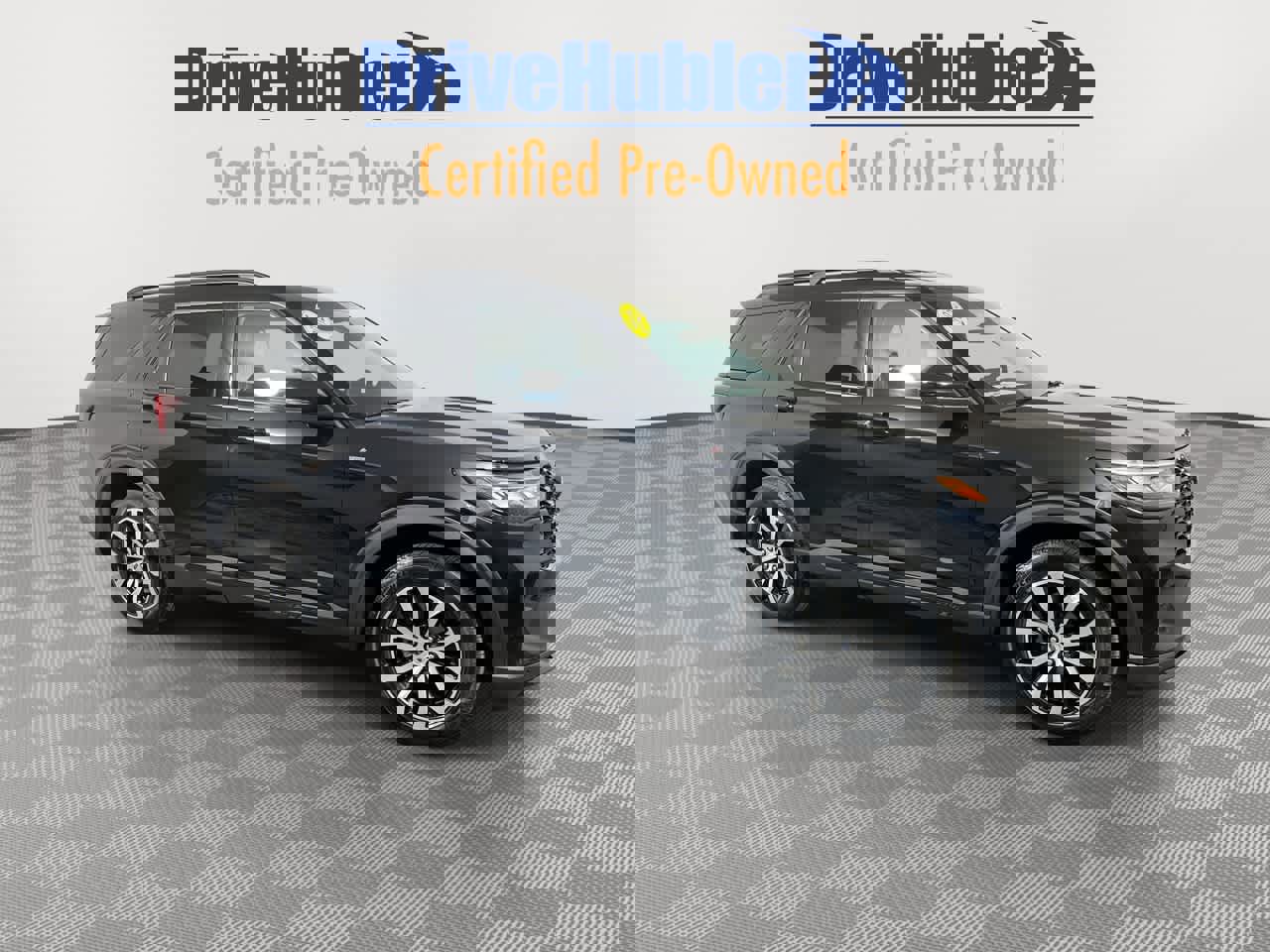 Used 2025 Ford Explorer ST-Line image 9