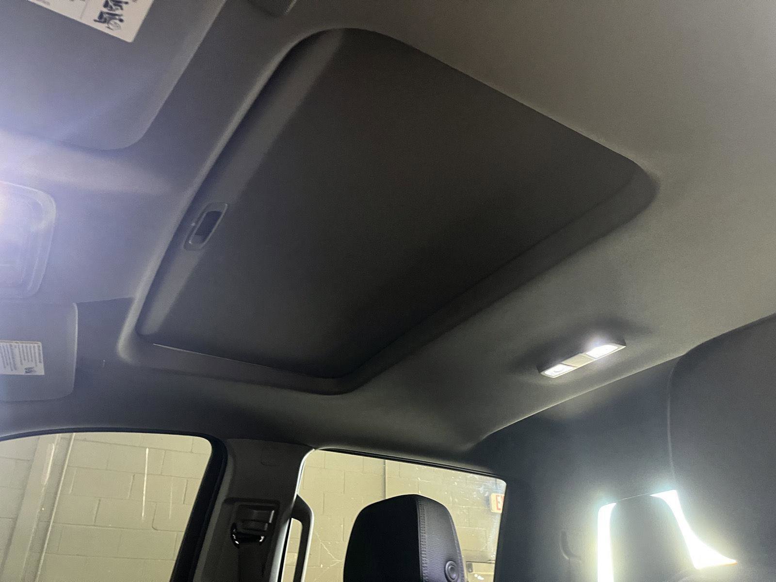 Used 2025 GMC Sierra 3500 Denali w/ Denali Reserve Package image 13