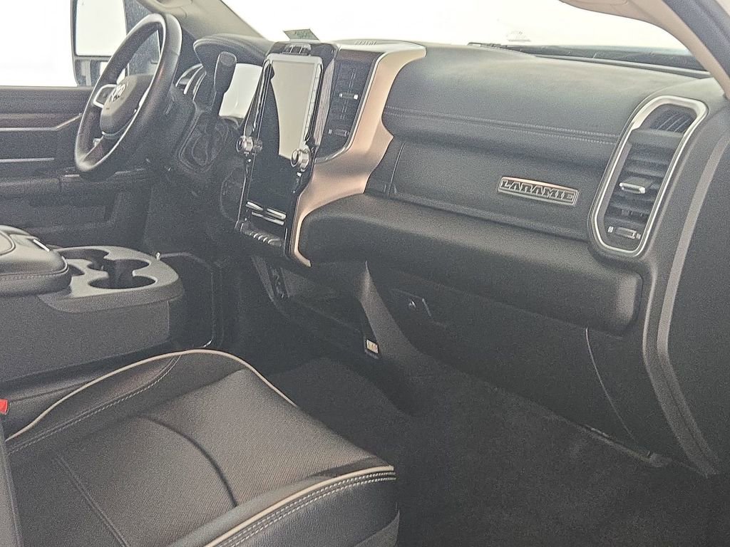 Used 2024 RAM 2500 Laramie w/ Safety Group AWD/4WD image 35