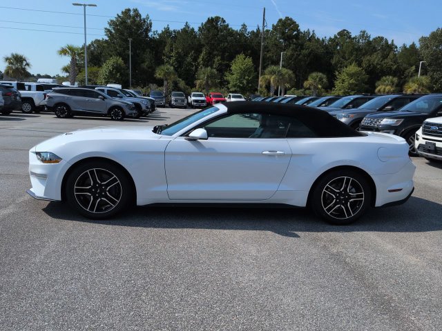 Used 2021 Ford Mustang Premium RWD image 7