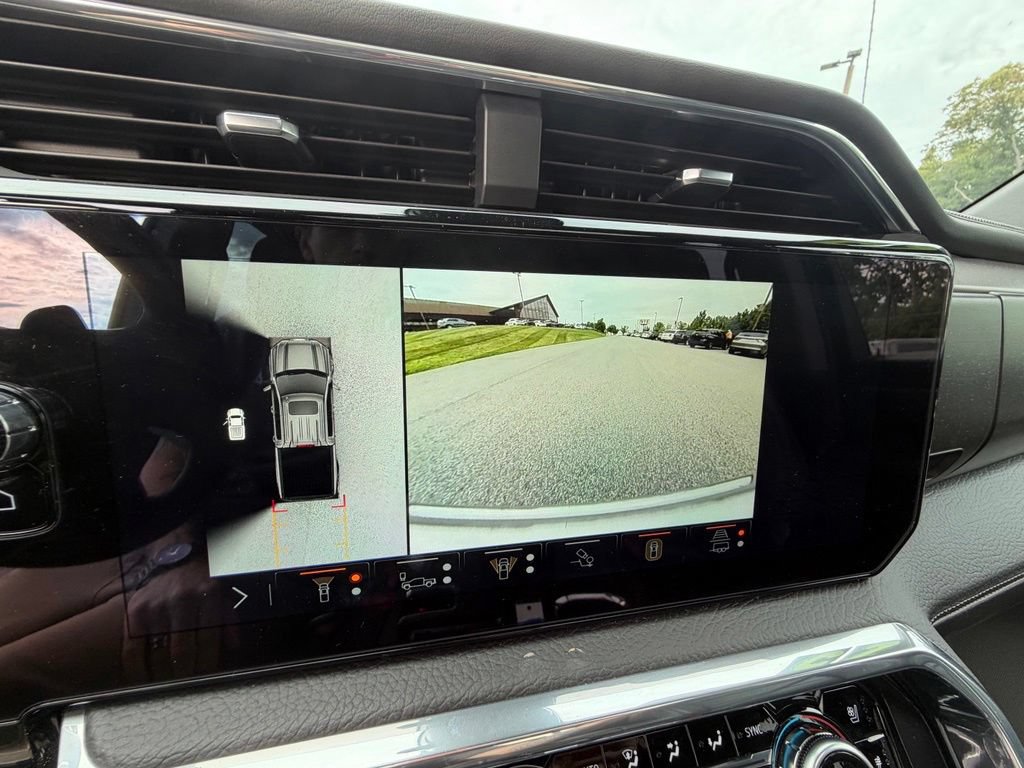 Used 2025 GMC Sierra 1500 Denali w/ Technology Package AWD/4WD image 24