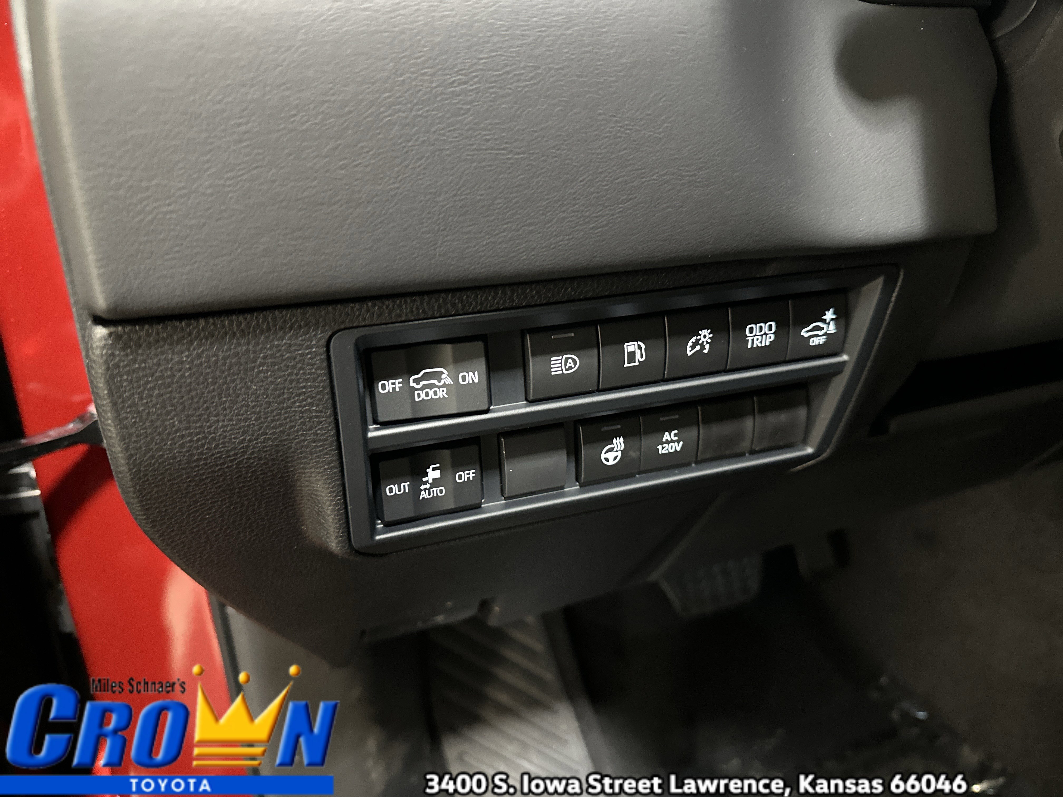 New 2026 Toyota Sequoia Platinum image 36