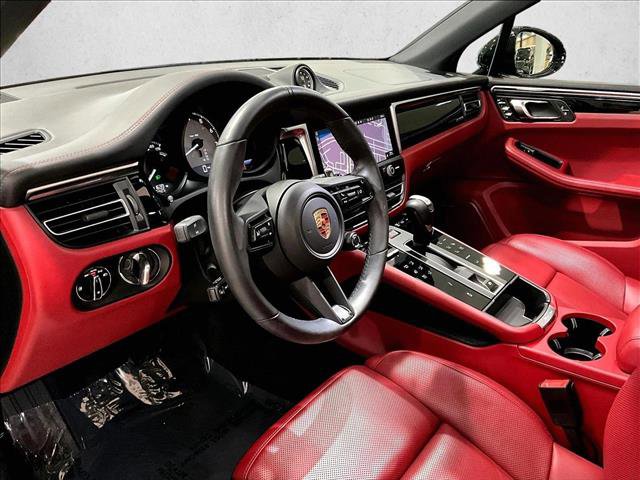 Used 2024 Porsche Macan S AWD/4WD image 14