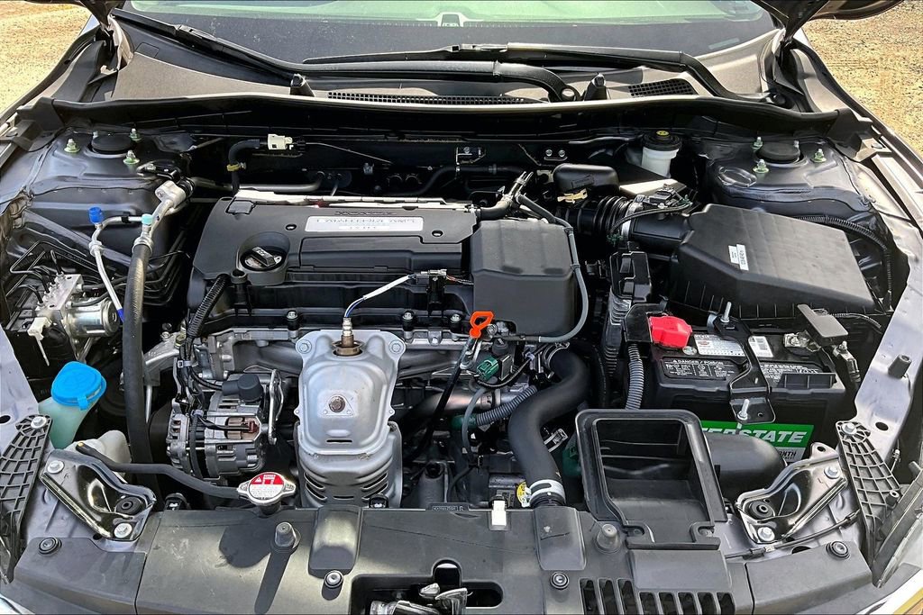 Used 2015 Honda Accord LX image 30