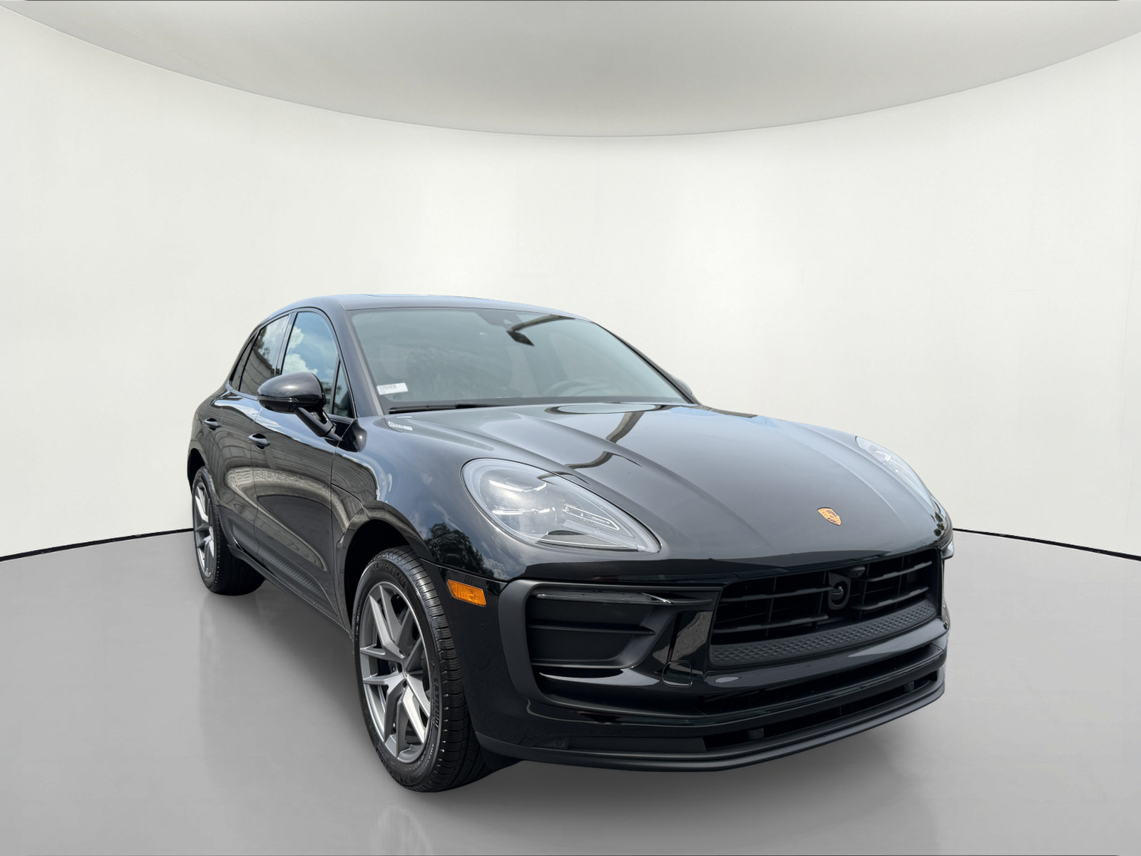 New 2026 Porsche Macan AWD/4WD image 7