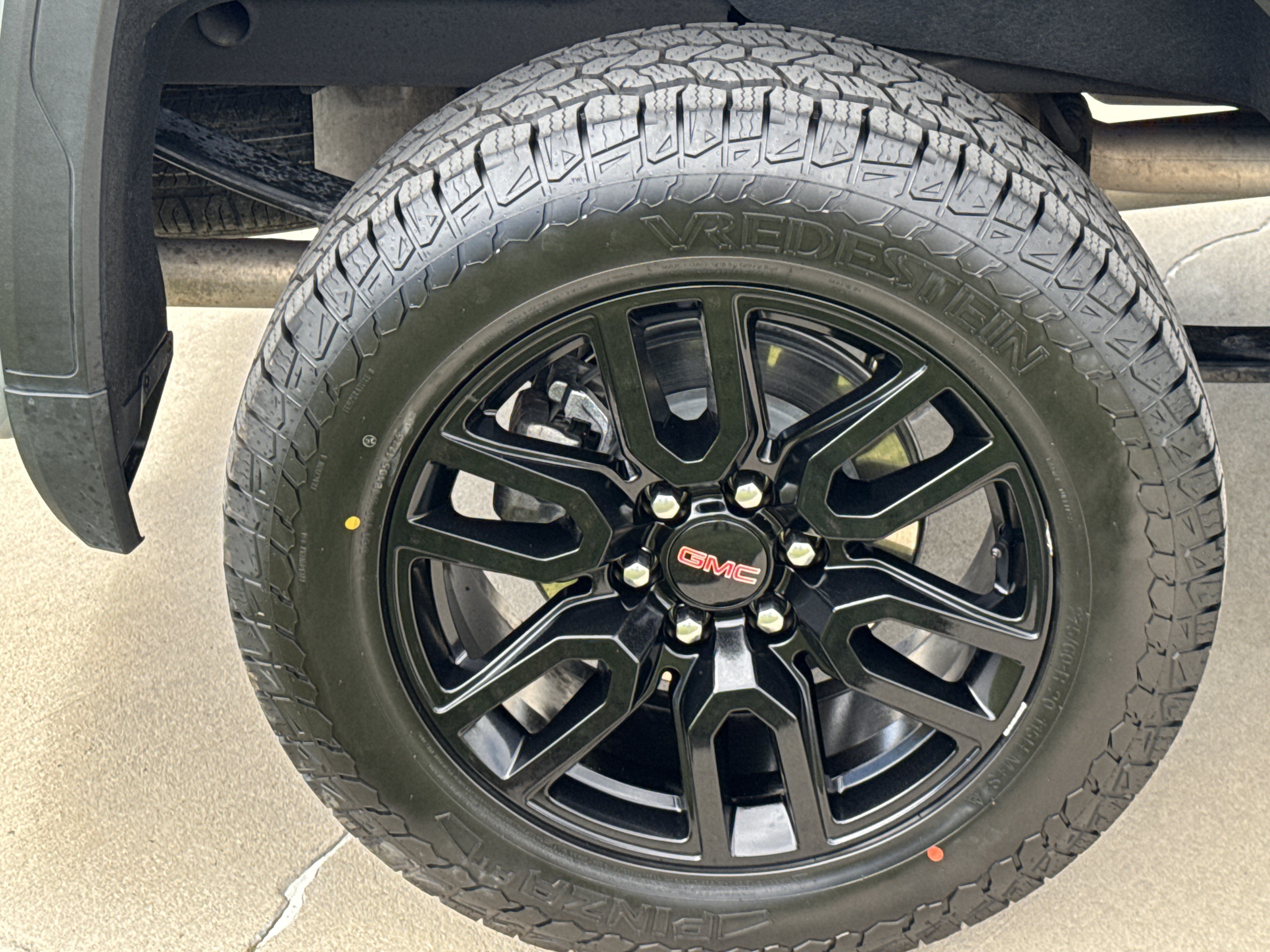 Used 2024 GMC Sierra 1500 Elevation w/ Elevation Premium Package AWD/4WD image 22