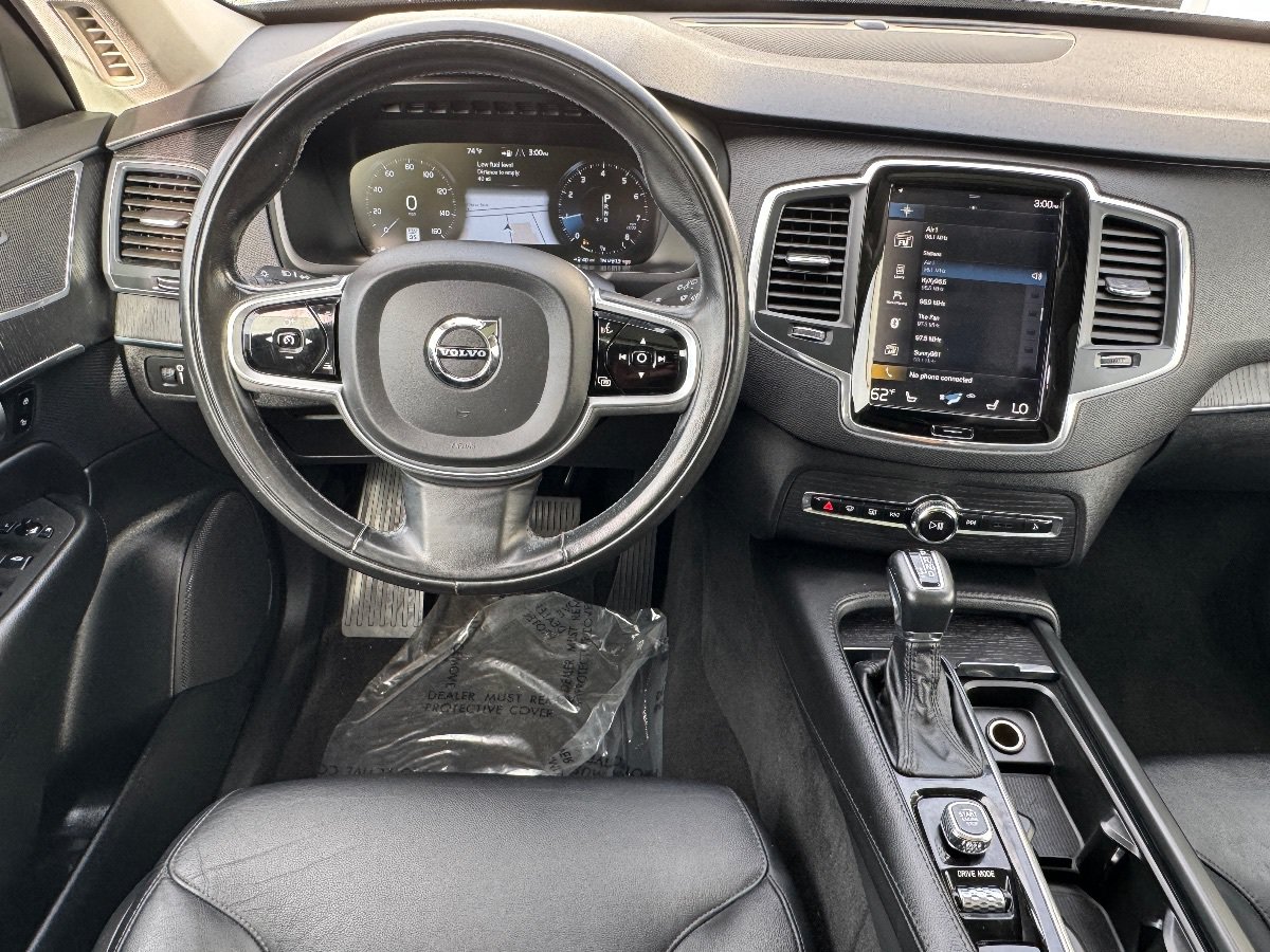 Used 2020 Volvo XC90 T5 Momentum w/ Protection Package Premier FWD image 24