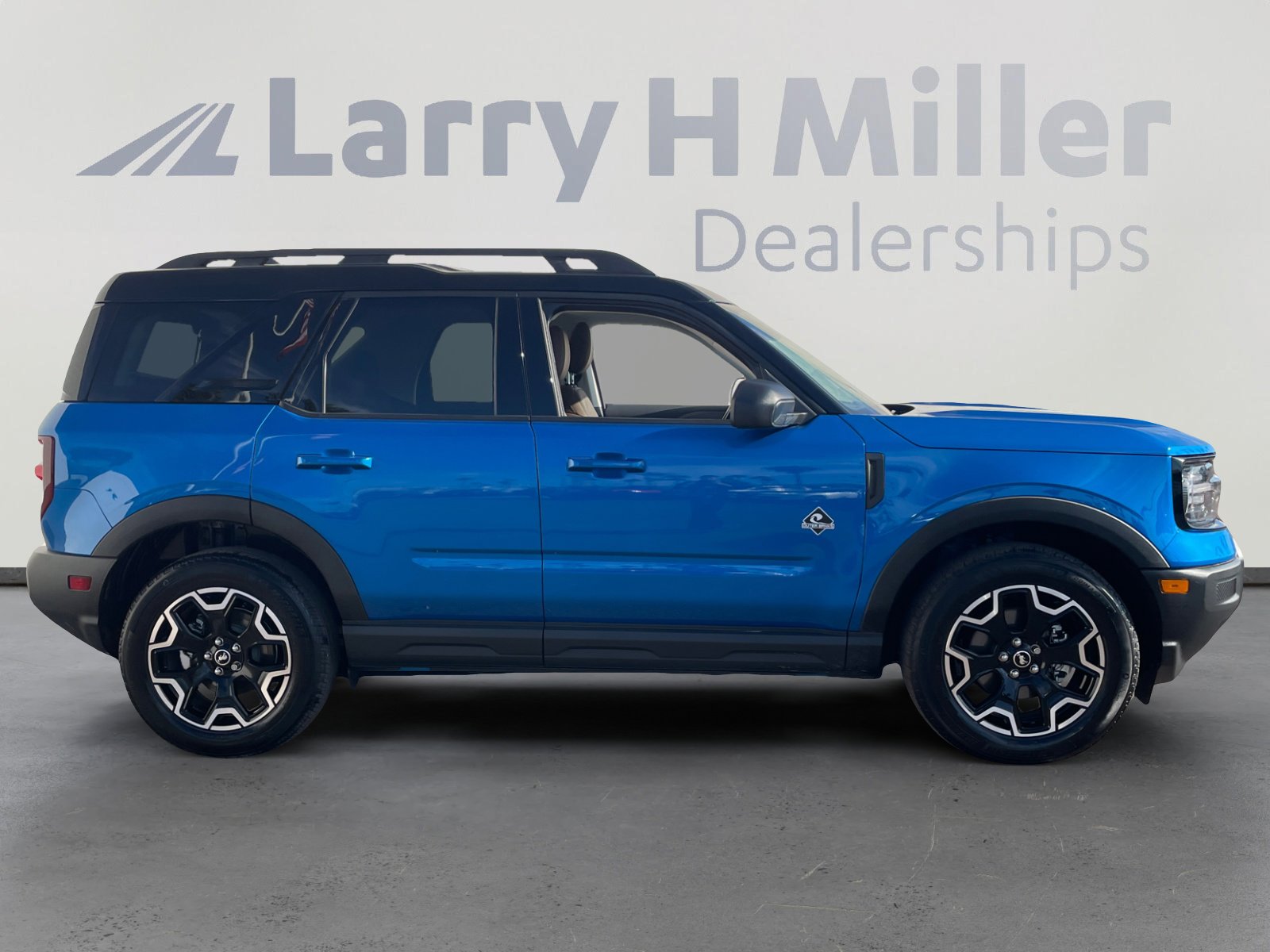 New 2025 Ford Bronco Sport Outer Banks image 6