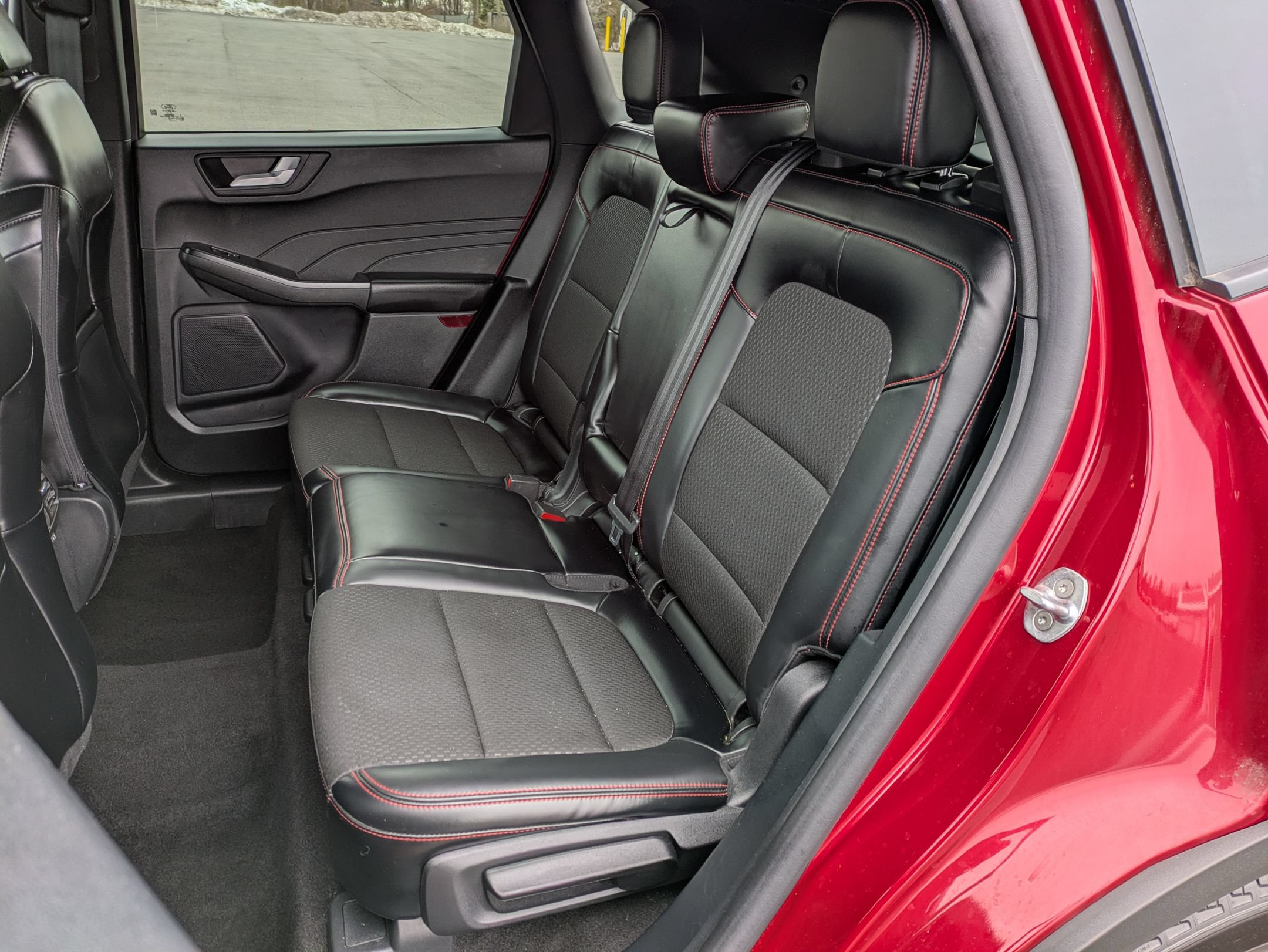 Certified 2025 Ford Escape ST-Line Select AWD/4WD image 17