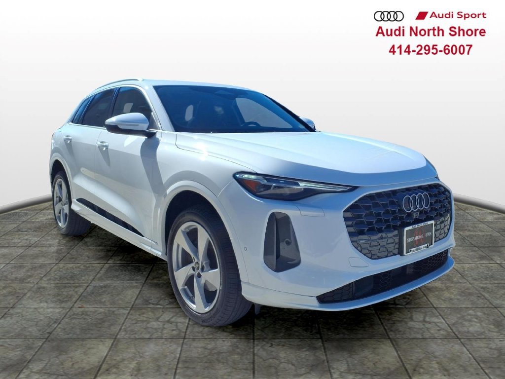 Used 2025 Audi Q5 Premium Plus w/ Premium Plus AWD/4WD image 1