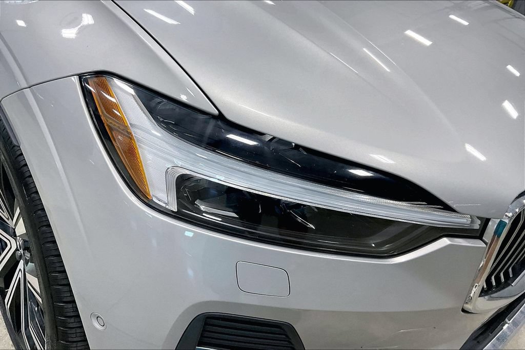 Certified 2023 Volvo XC60 B6 Ultimate w/ Climate Package AWD/4WD image 33