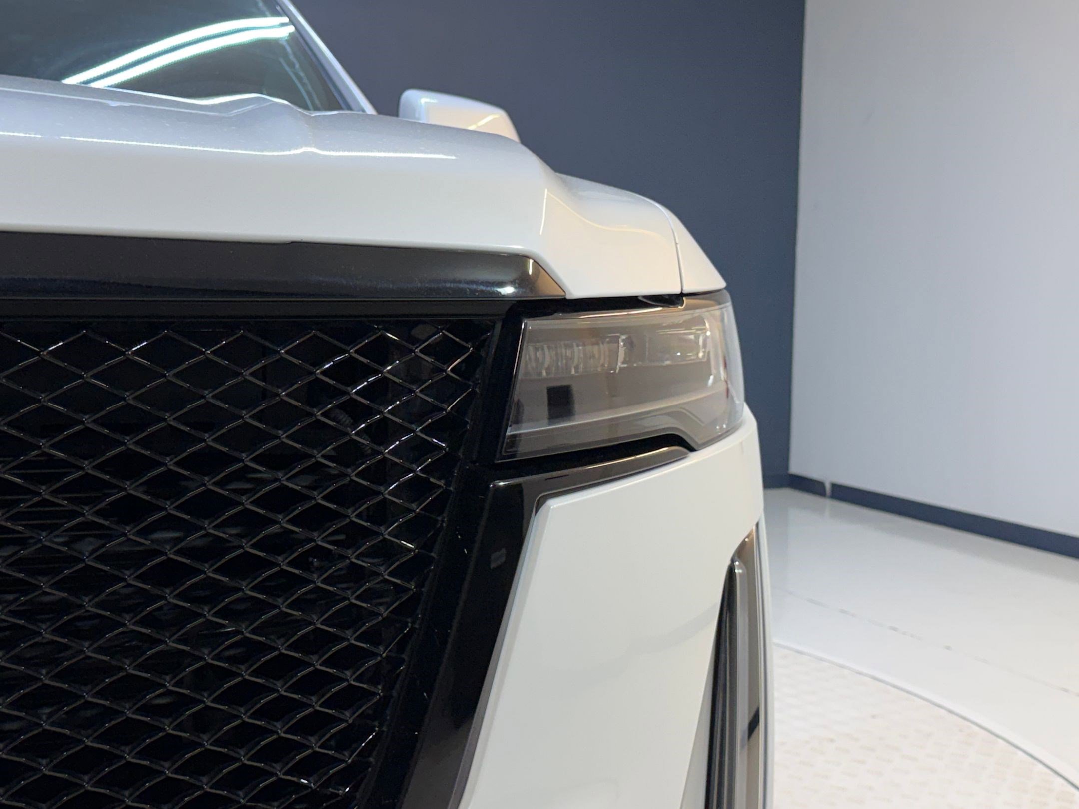 Certified 2024 Cadillac Escalade Sport Platinum w/ LPO, ONYX Package image 11