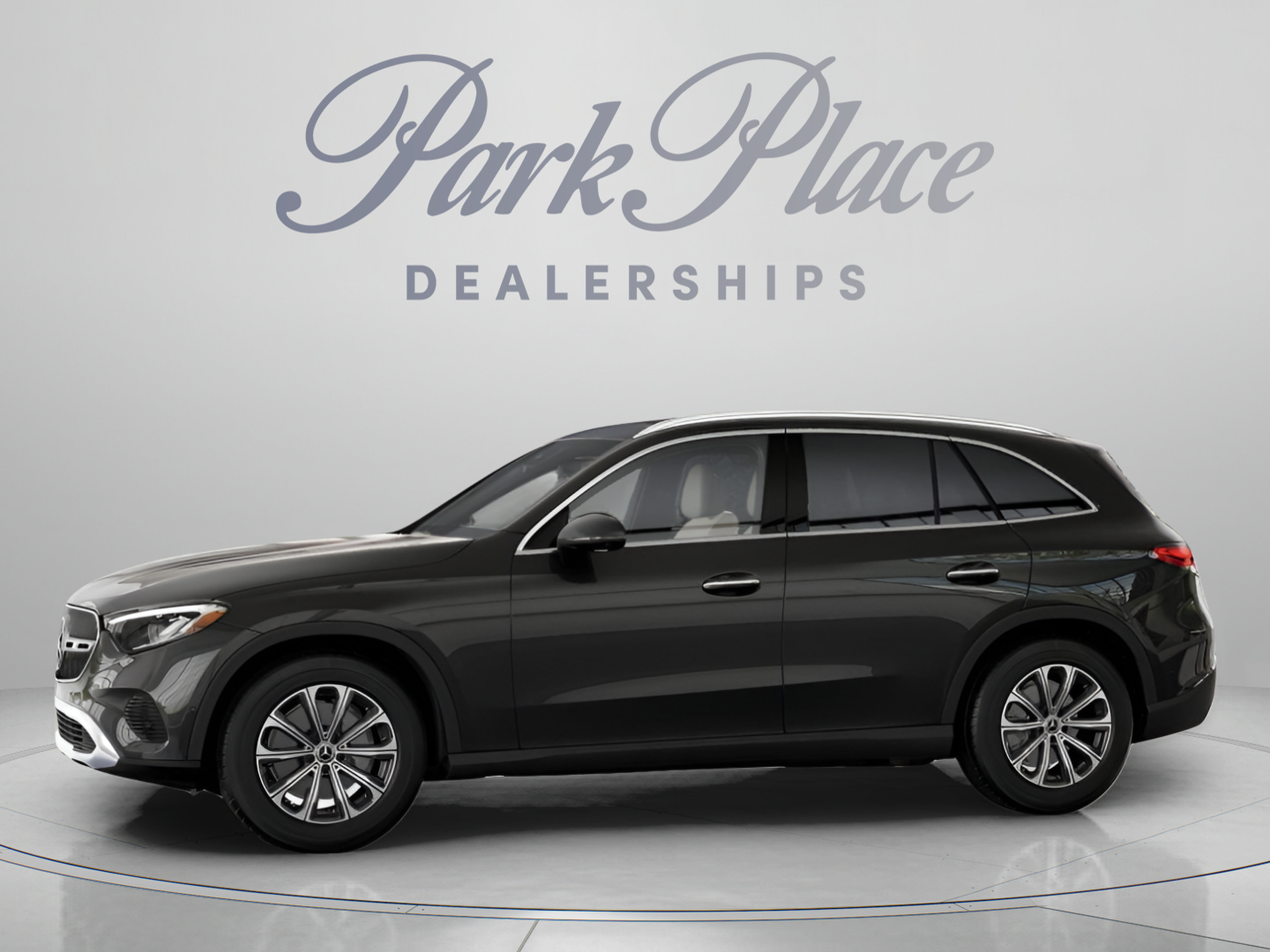 Certified 2026 Mercedes-Benz GLC 300 4MATIC image 4