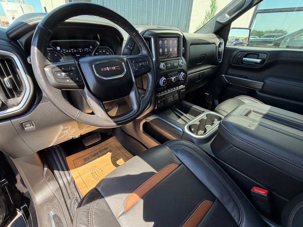 Used 2021 GMC Sierra 1500 AT4 w/ AT4 Premium Package AWD/4WD image 7