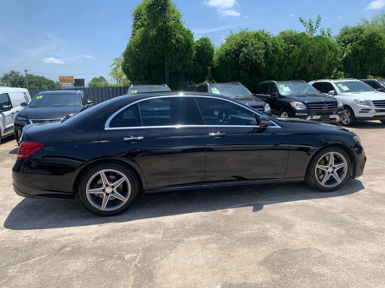 Used 2017 Mercedes-Benz E 300 image 8