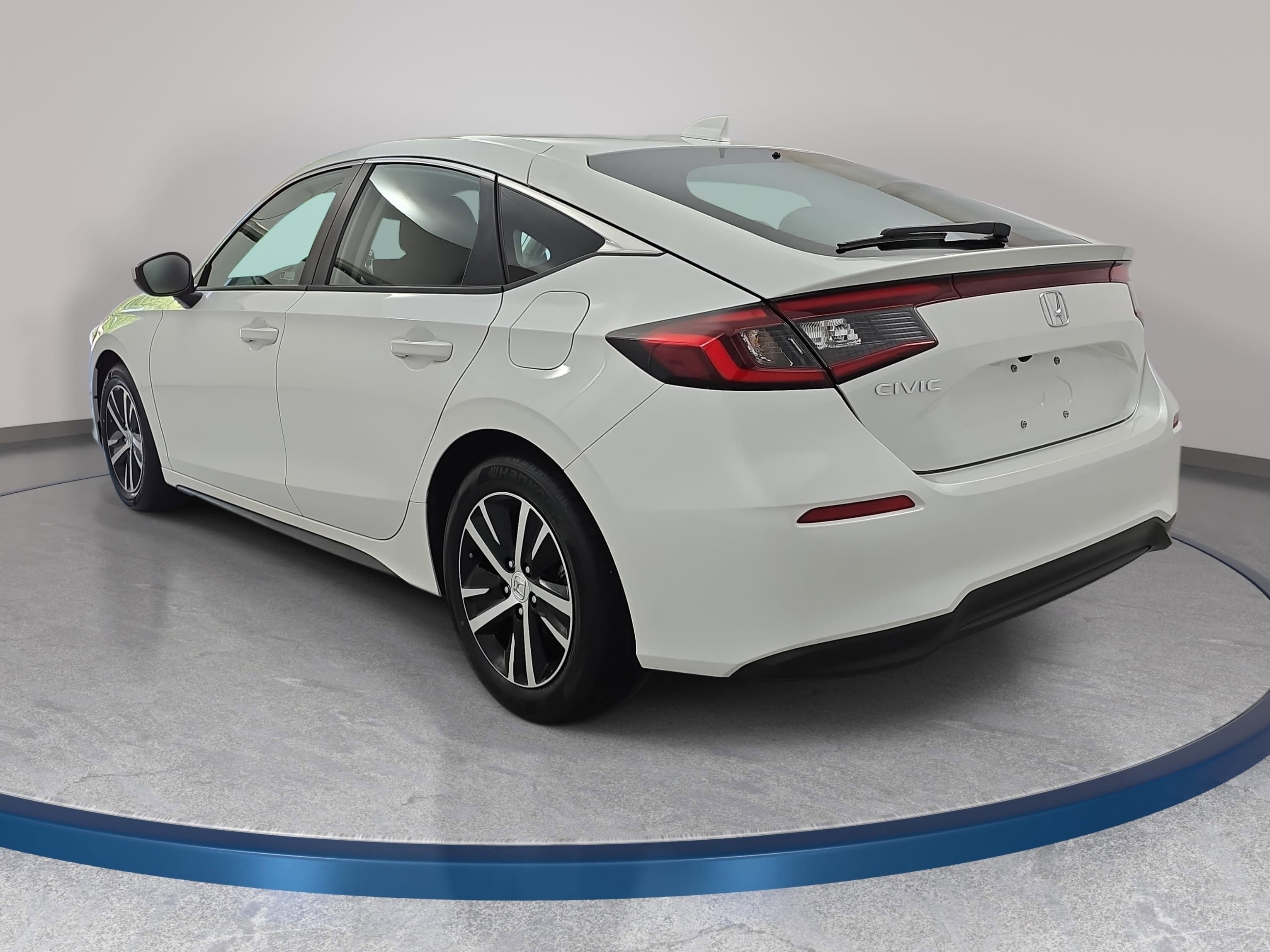 Used 2023 Honda Civic LX image 7