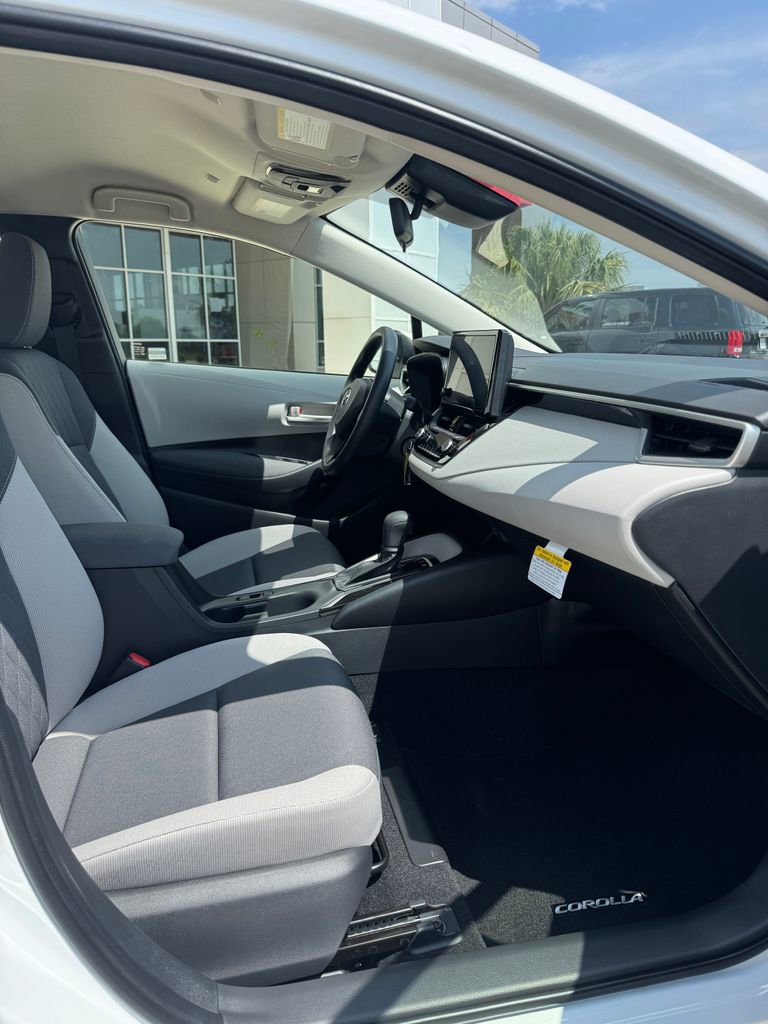 Used 2026 Toyota Corolla LE image 15